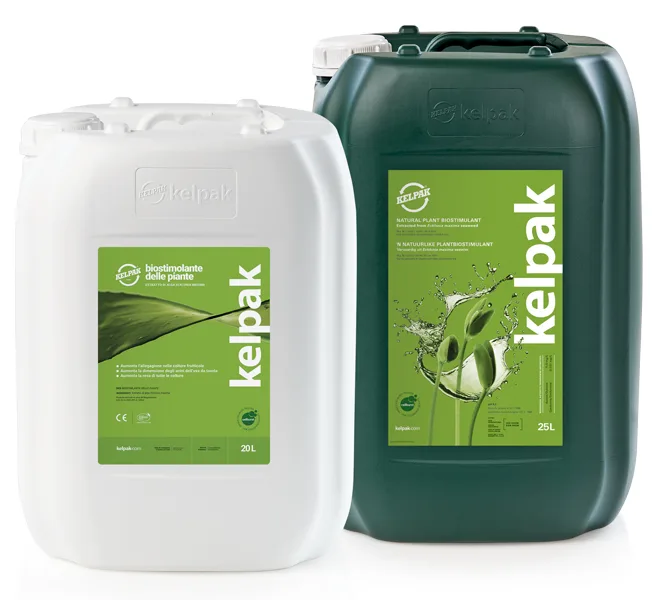 Kelpak Biostimulant - 20 L white drum (biostimolante delle piante) and 25 L dark green drum (Natural Plant Biostimulant) shown together