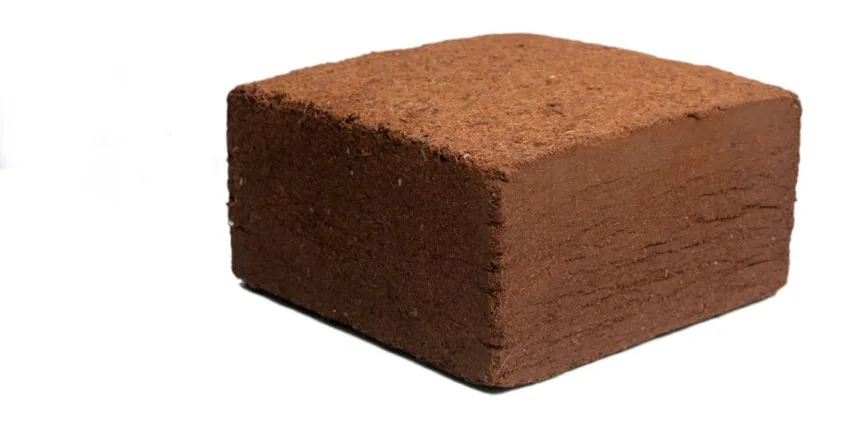 Coco Coir Blocks, loose coir material compressed into 5kg blocks (hero SKU: 5 kg washed coco peat block)